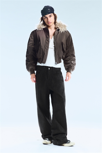 Свободные прямые джинсы Looser с обычной талией 1228311008