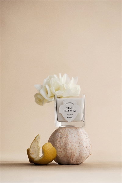 Маленькая ароматическая свеча в стеклянном держателе 1280701001