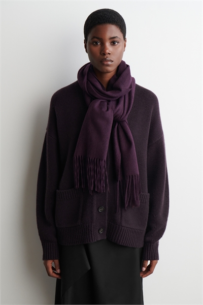 Шерстяной шарф с бахромой 1251465004