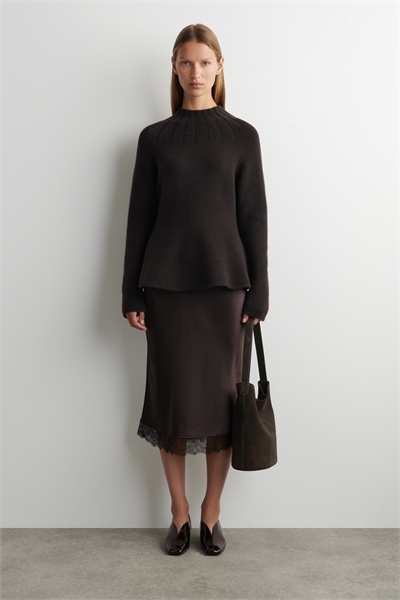 Угловые кожаные балеринки на каблуке 1298868003