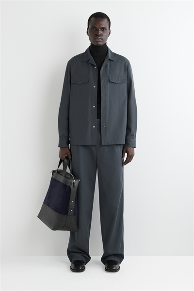 Брюки с широкими штанинами и складками 1304894001