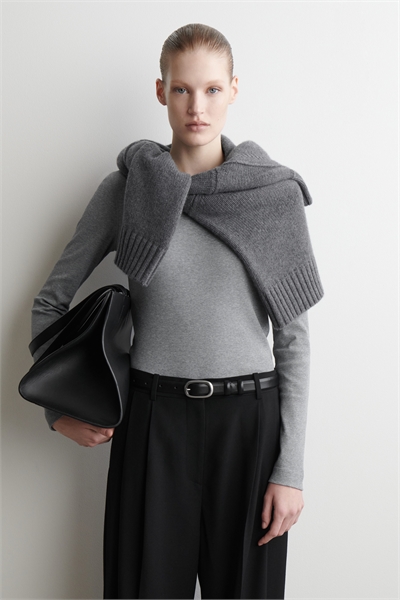 Футболка в рубчик с длинным рукавом 1133880009