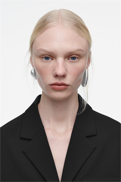 Асимметричные серьги 1277945001