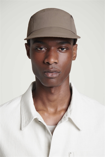 Нейлоновая кепка с сетчатой подкладкой 1290035002