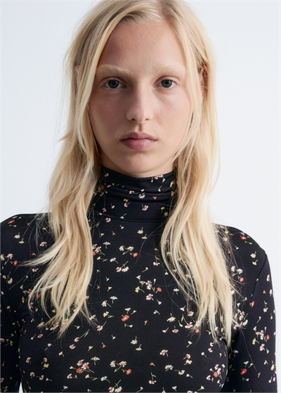 Облегающий топ с водолазкой 1300476003