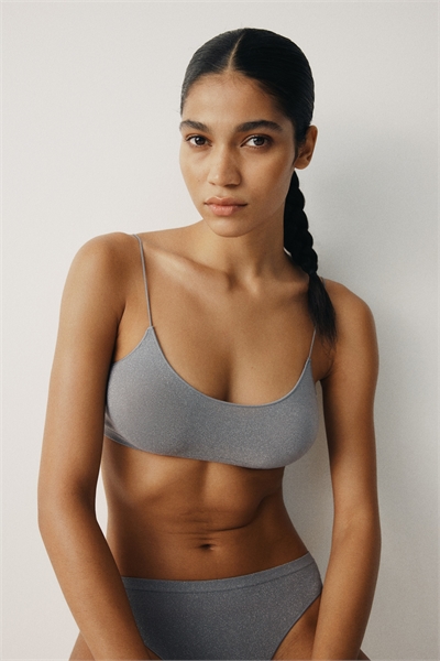 Мягкий бюстгальтер без швов с блестками 1312030001