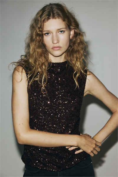 Топ с блестками 1318938002