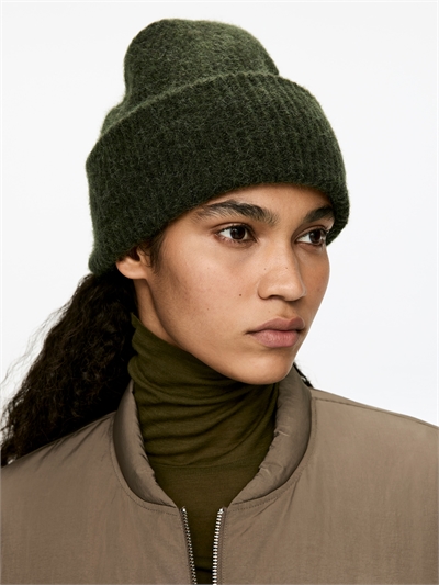 Шапка бини из смеси альпаки и мериноса 0998379042