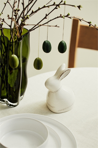 Пасхальный кролик из керамогранита артикул 1044650002