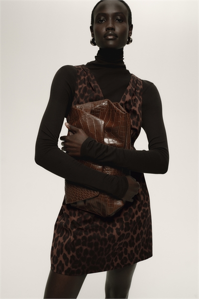 Платье с V-образным вырезом на талии 1310302004