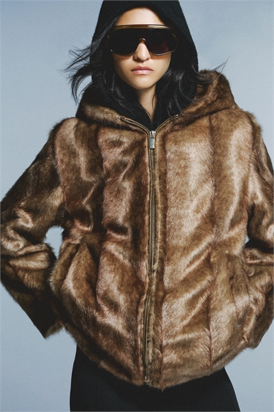 Куртка с капюшоном 1314999002