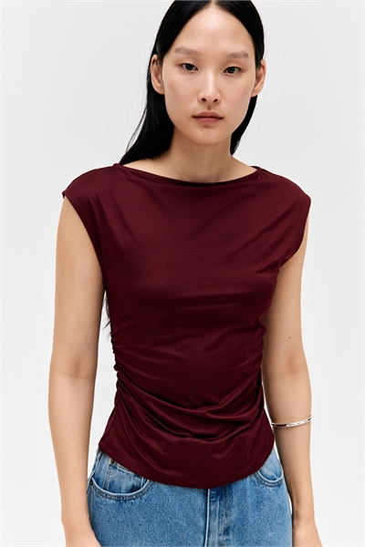 Топ с вырезом лодочка 1239067011