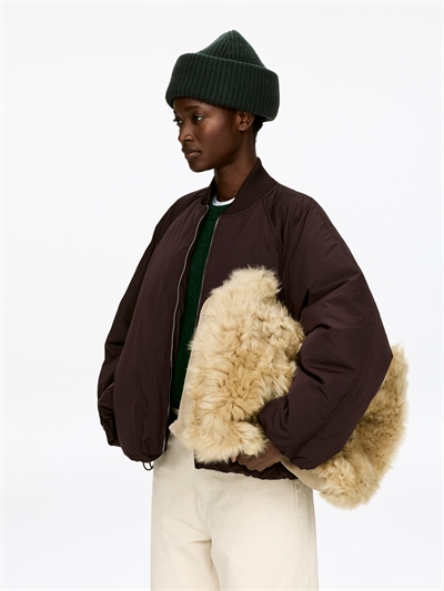 Шерстяная бини двойной вязки 1245562006