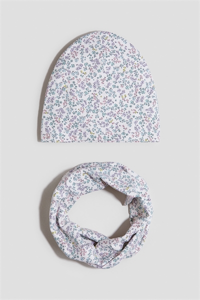 Комплект из двух частей: шапочка и шарф-труба 1237639007