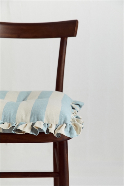 Хлопковая подушка для сиденья с отделкой жабо 1211574006