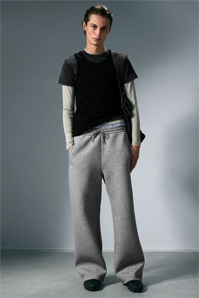 Свободные треники из скубы 1297434001