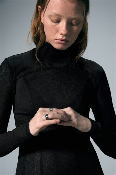 Топ с мокасиновым вырезом из сетки с длинными рукавами 1321173001