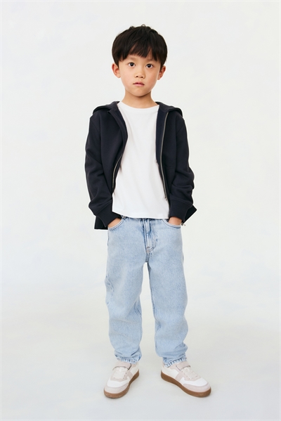 Зауженные джинсы из хлопкового бленда 1231062004