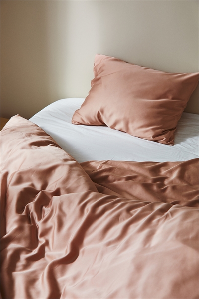 Односпальное постельное белье из сатина 1209118010