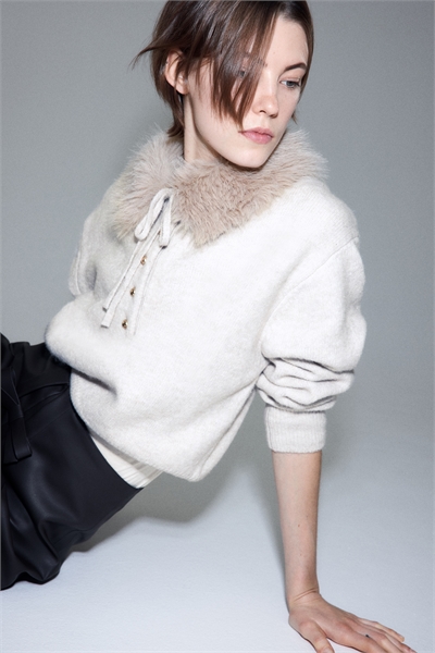 Джемпер с воротником 1318065001