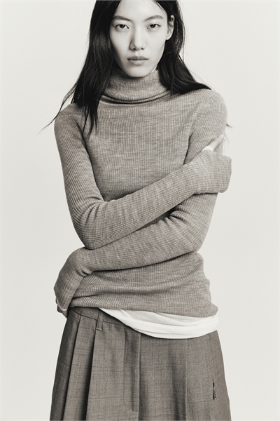 Топ с рулонным вырезом из мериносовой шерсти 1321512001