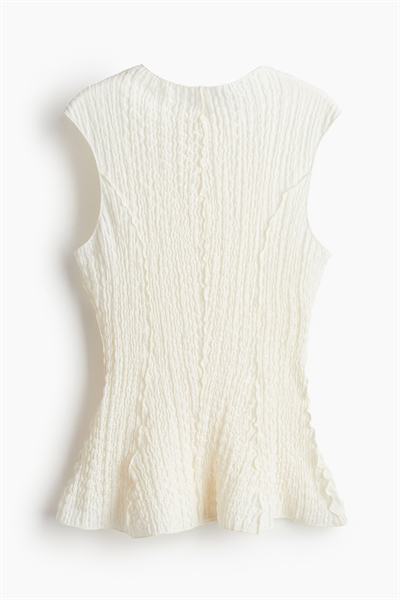 Топ с баской и деталями оверлок 1239912001