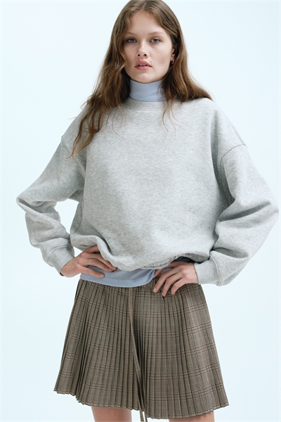 Толстовка больших размеров 1320210001