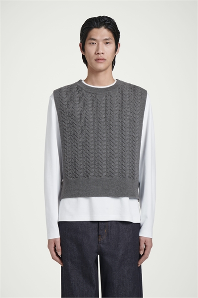 Шерстяной жилет с косами 1216114003