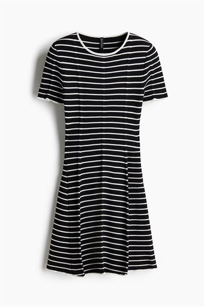 Платье с расклешенной юбкой из трикотажа в рубчик 1262820002