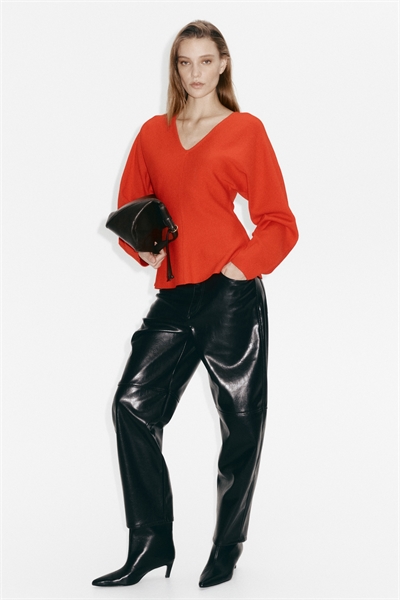 Трикотажный топ с V-образным вырезом 1313628002