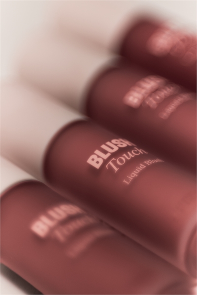 Жидкие румяна Blush Touch 1300327004