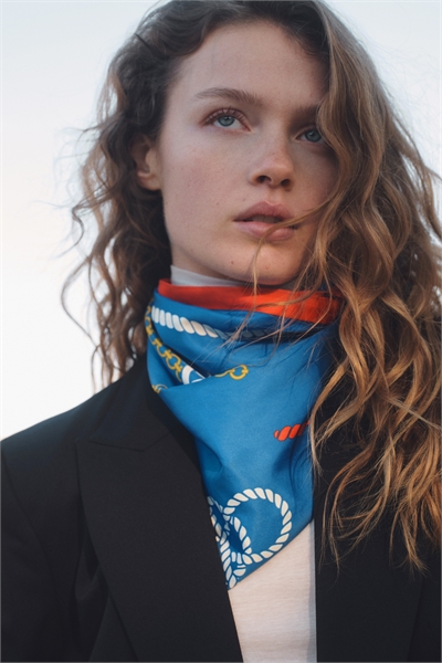 Шарф с узором 1229036097