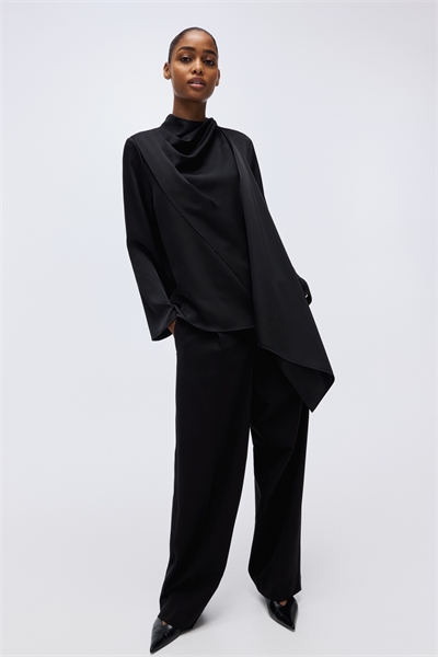 Атласная блузка с шалевым узором 1305167003