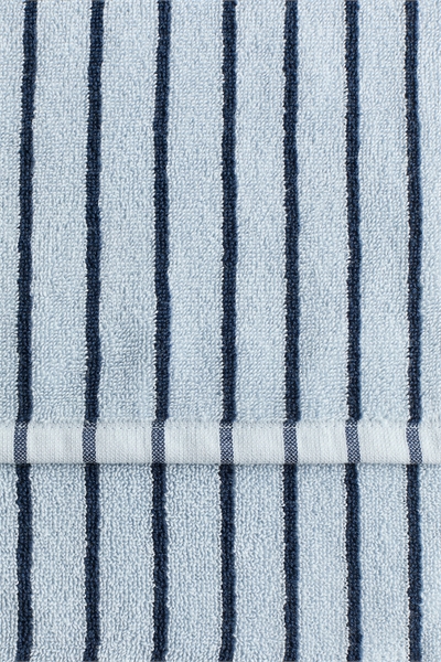 Полосатое гостевое полотенце артикул 1177358015