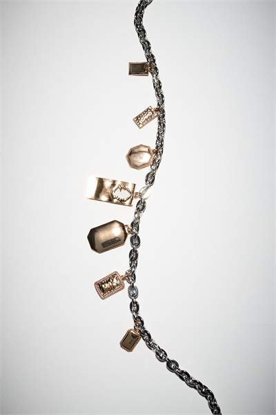 Ожерелье с шармами 1324518001