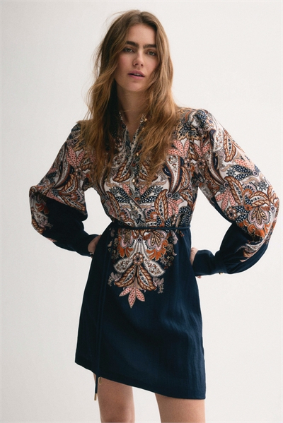 Платье с поясом-галстуком 1320858001