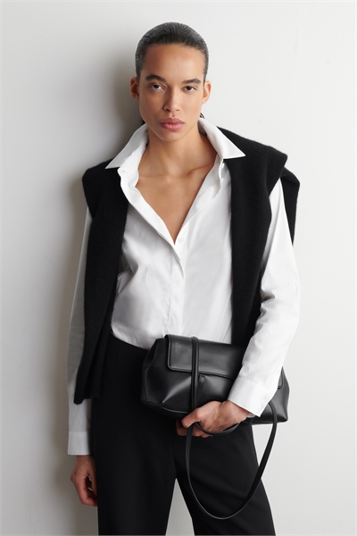 Классическая хлопковая рубашка артикул 1318590001