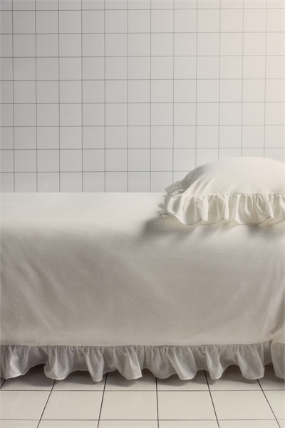 Односпальное постельное белье с воланами артикул 1258574004