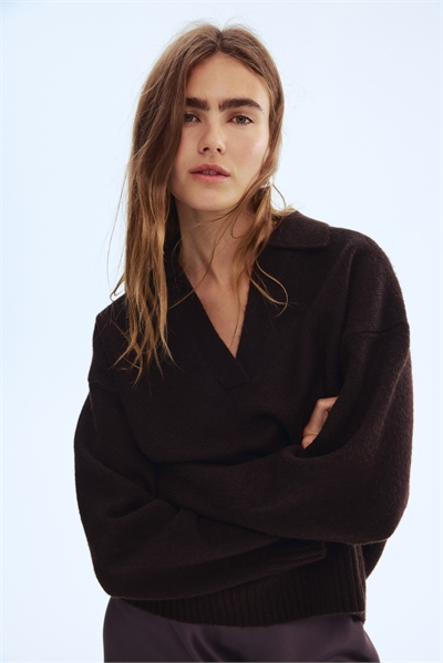 Джемпер с воротником из тонкой вязки артикул 1093199020