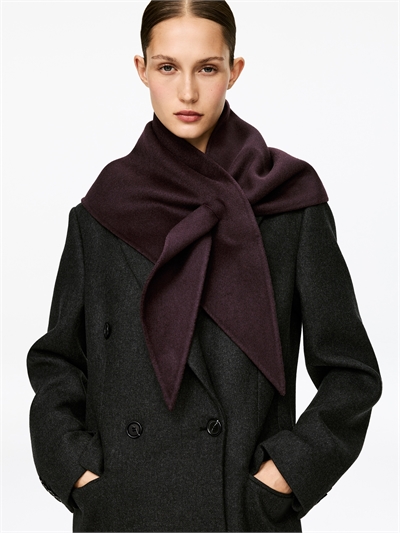 Шерстяной шарф-треугольник артикул 1209310007