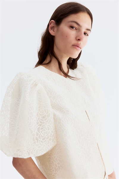 Блузка с воздушными рукавами артикул 1243075010