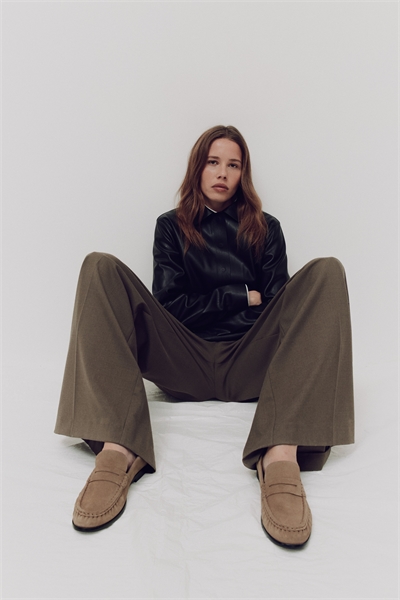 Кожаные мокасины артикул 1260317011