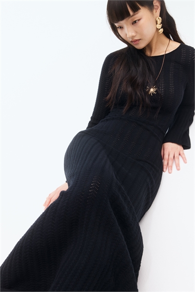 Платье с открытой спиной из пуантельевого трикотажа артикул 1276244001