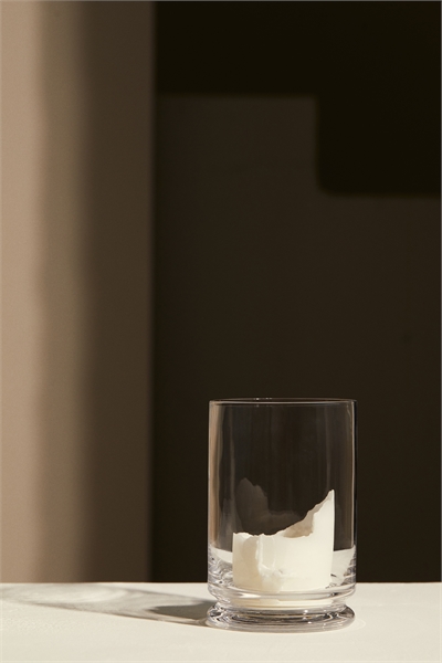 Маленький стеклянный фонарь-свеча артикул 1283445001