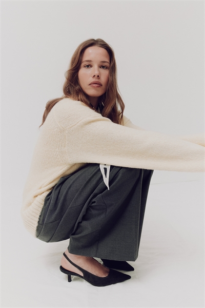 Заостренные замшевые слингбэки артикул 1312645002