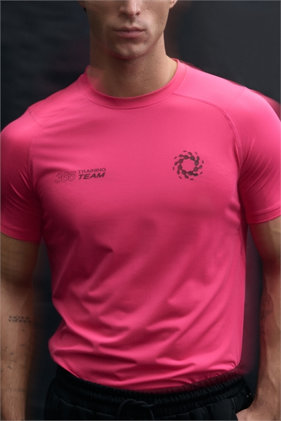 Спортивная футболка с компрессионной посадкой и технологией DryMove™ артикул 1314830003