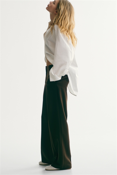 Приталенные брюки из саржи артикул 1317087002