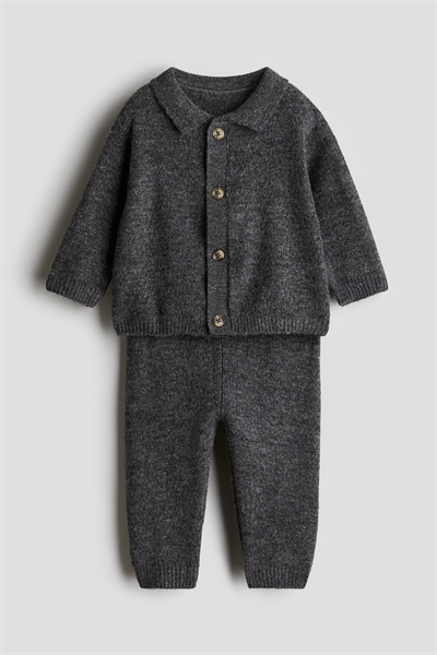 Комплект из двух частей - кардигана и брюк артикул 1252791002