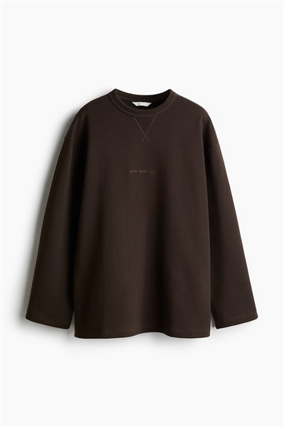 Свитшот с текстовой вышивкой артикул 1282213001