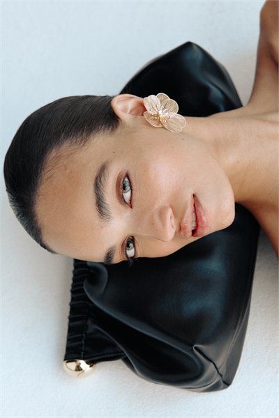 Серьги в форме цветка артикул 1312291002